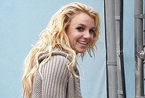 Ουπς, έπεσαν τα μαλλιά τής Britney