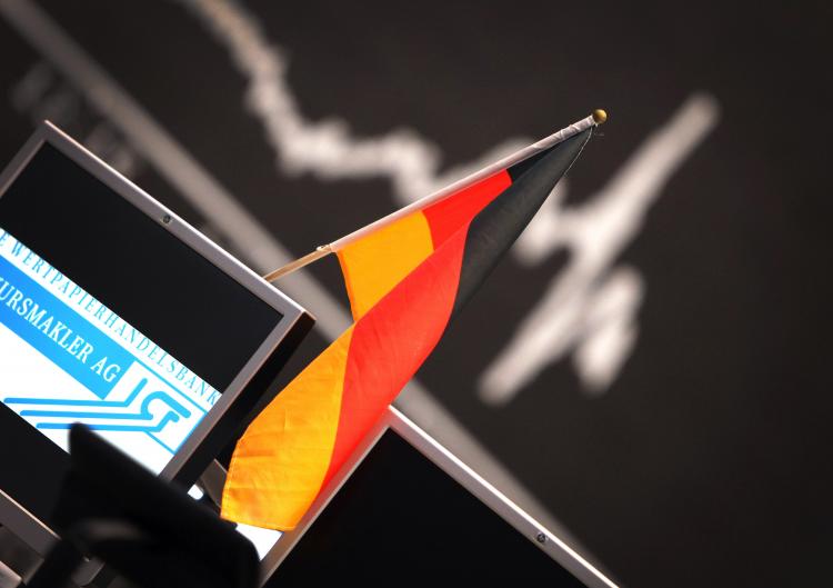Μικρότερο προβλέπεται το γερμανικό έλλειμμα για το 2012