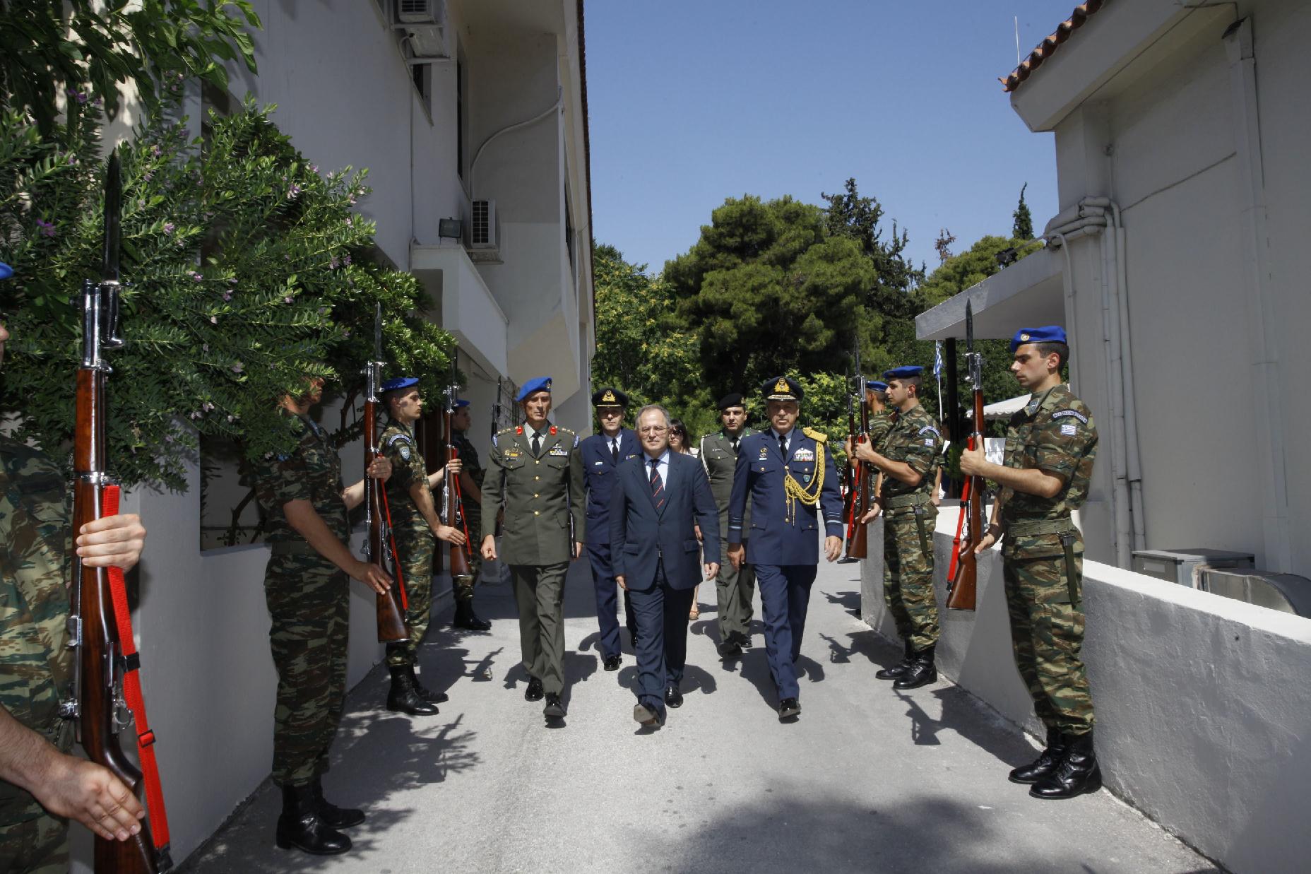 Εύφημος μνεία στους ευζώνους