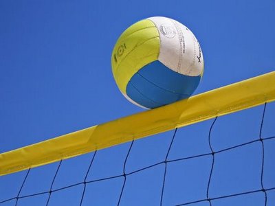 Πρωτάθλημα beach volley από το λιμάνι της Αίγινας