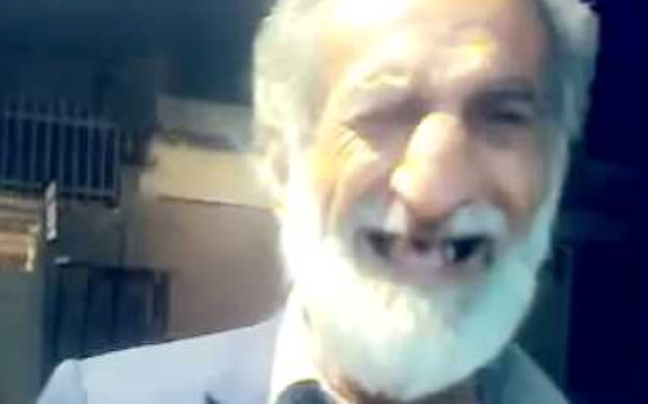 Ο παππούς… ξεμωράθηκε!