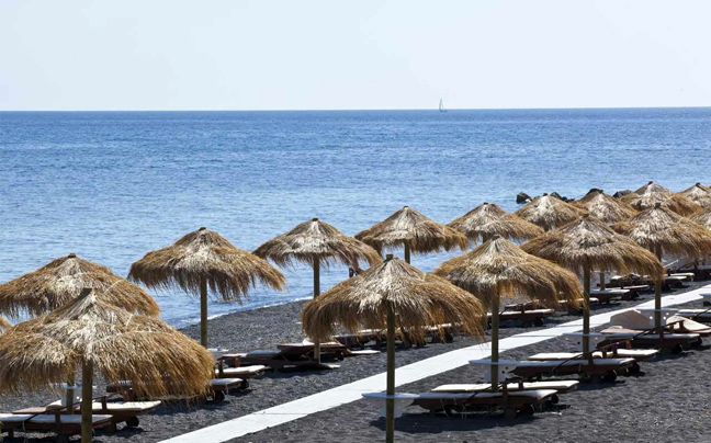 Βουτιές σε Χρυσή Ακτή και Περίσσα