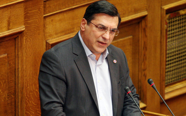 Σφάχτηκαν στην ποδιά του… καθηγητή!