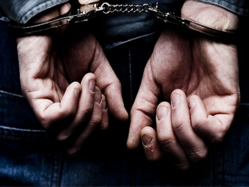 Τον έπιασαν με ναρκωτικά στο πλοίο