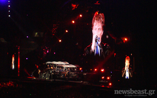 Ο Jov Bon Jovi με ελληνική σημαία…