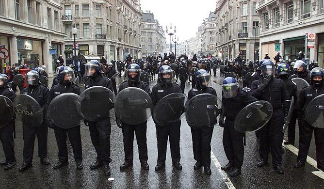 Ειδική ομάδα για συλλήψεις διαδηλωτών ετοιμάζει η ΕΛ.ΑΣ.