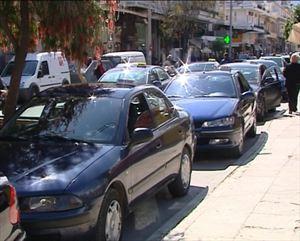 Συνεχίζουν τις κινητοποιήσεις τους τα ταξί στην Κρήτη