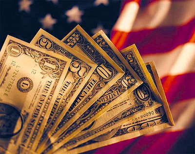 Σχέδια έκτακτης ανάγκης καταρτίζουν οι τράπεζες για την περίπτωση χρεοκοπίας των ΗΠΑ