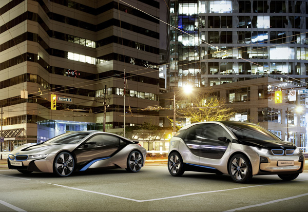 BMW i3 & i8 με κορυφαία επίπεδα τεχνολογίας