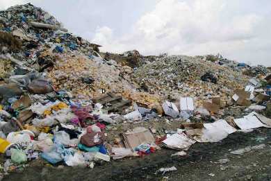 Ένταση στην Τρίπολη για τα σκουπίδια