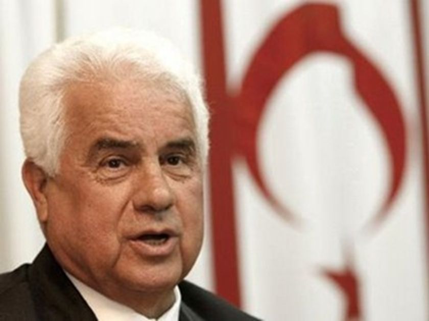 Παραιτήθηκε ο σύμβουλος του Έρογλου για το Κυπριακό