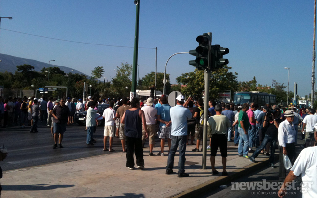 Κλείνουν κατά διαστήματα τη Μεσογείων