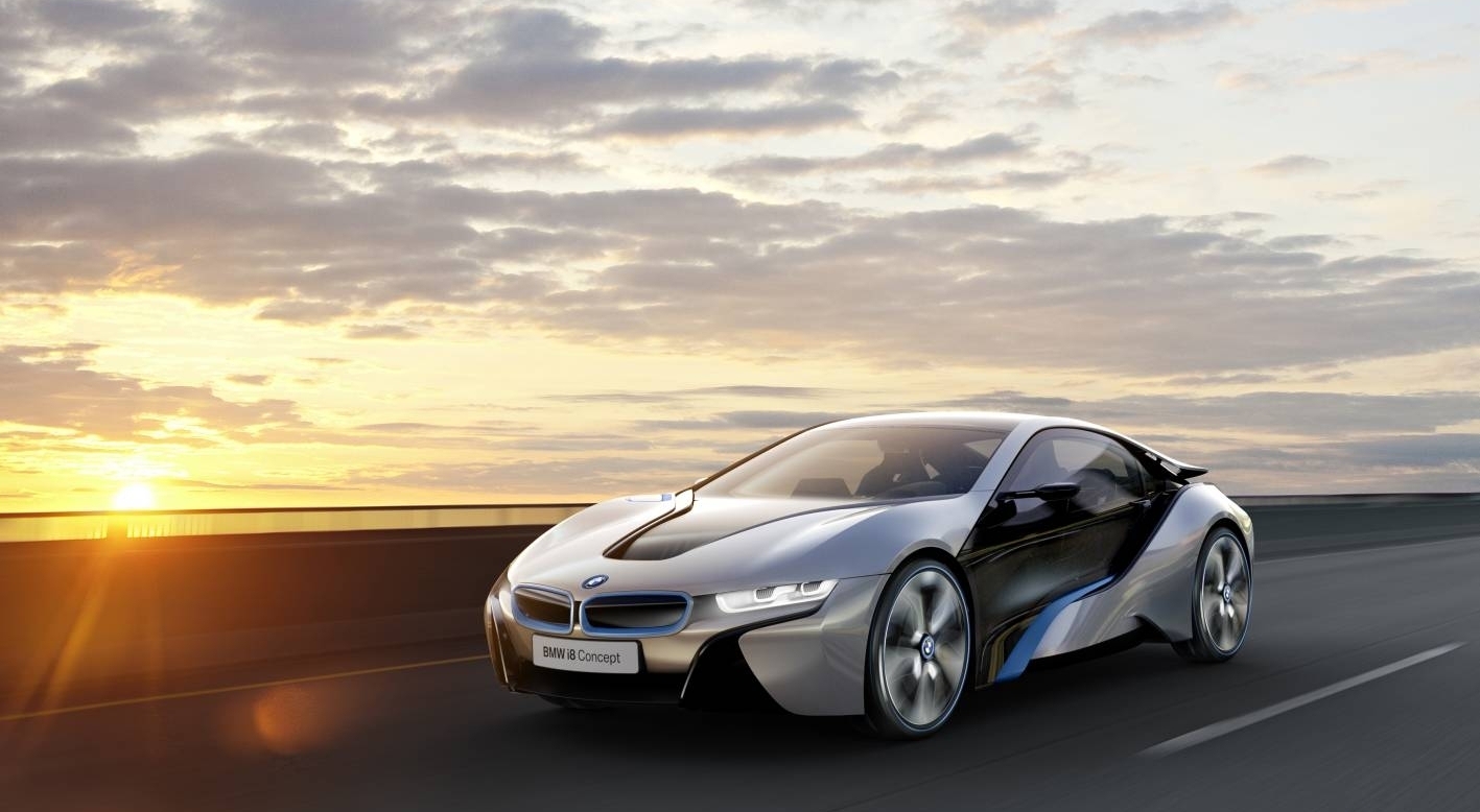 Η υβριδική BMW i8