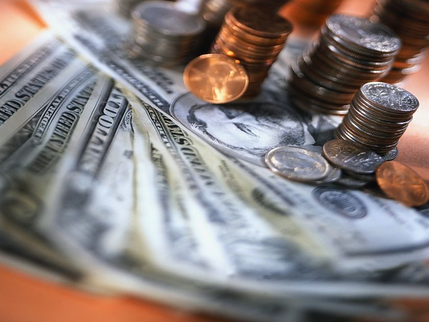 Επενδυτές και τράπεζες «ξεφορτώνονται» αμερικανικά χρεόγραφα αξίας δισ. δολαρίων