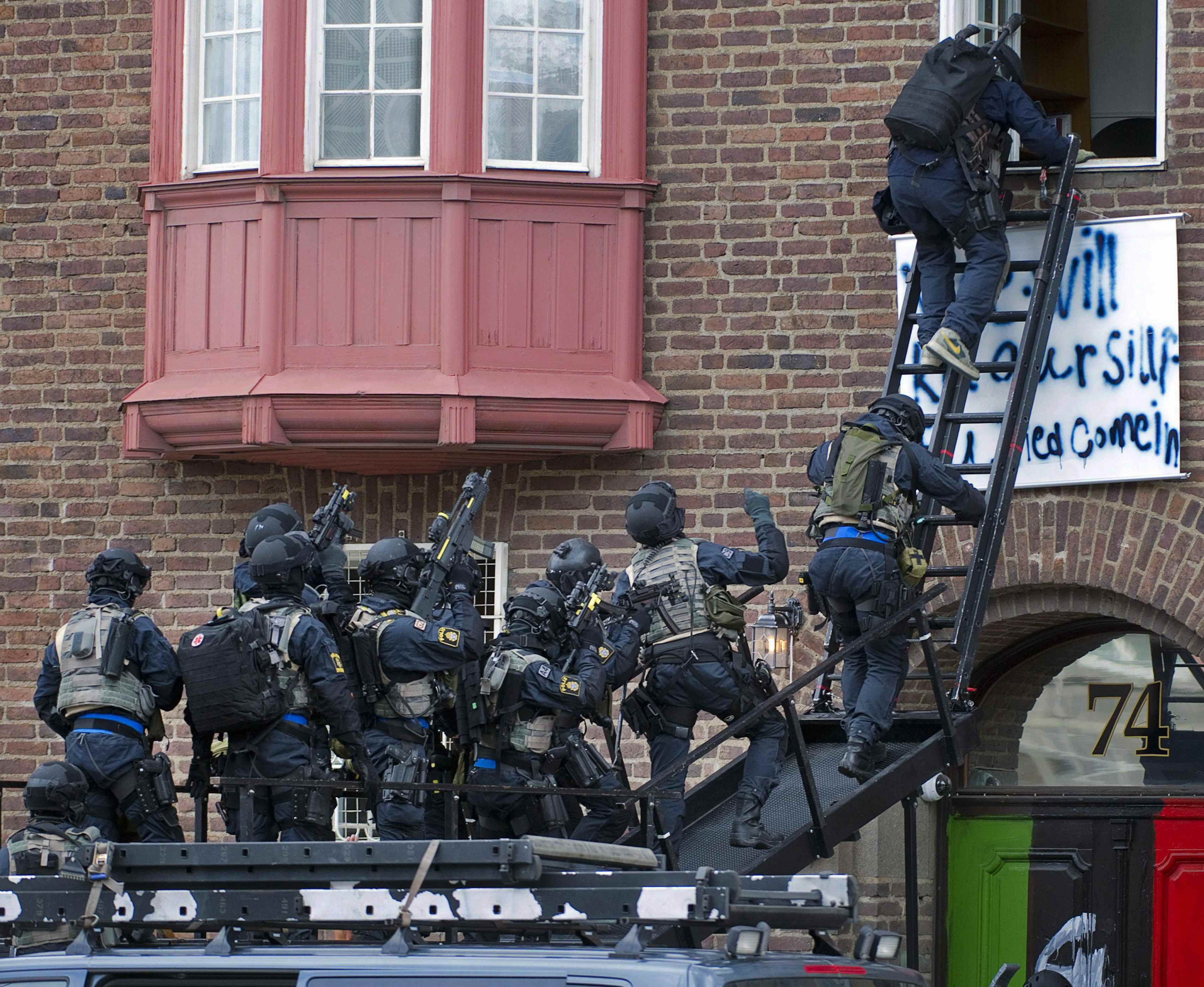 Συλλήψεις για την κατάληψη στην πρεσβεία της Στοκχόλμης