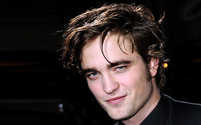 Το&#8230; &#8216;καψε σε κλαμπ ο Robert Pattinson