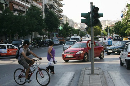 «Έξυπνα» φανάρια στους δρόμους της Θεσσαλονίκης