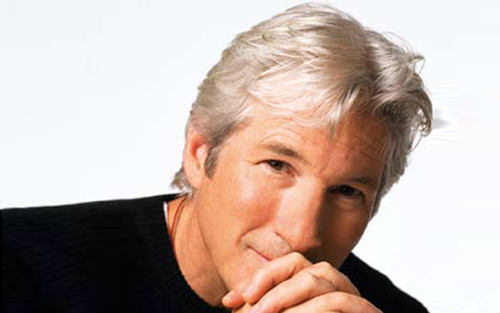 Στο «σφυρί» οι κιθάρες του Richard Gere!