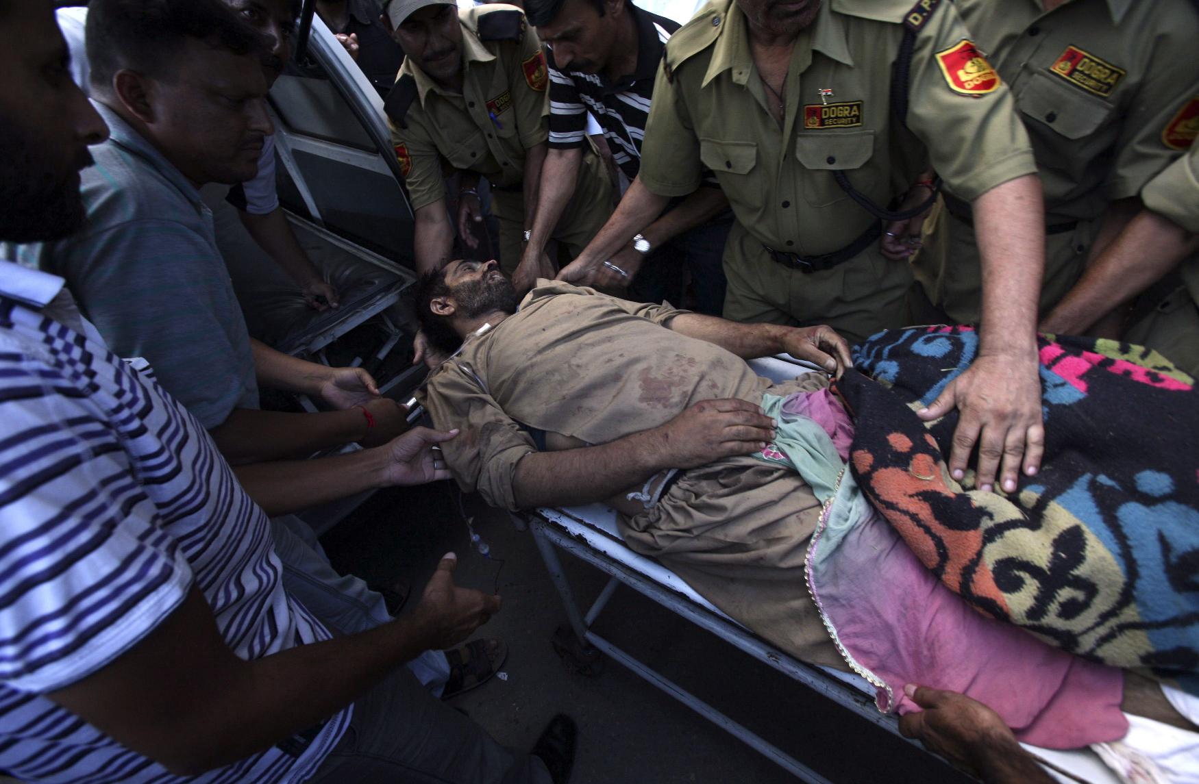 Τρεις νεκροί σε ανταλλαγή πυρών στο Κασμίρ