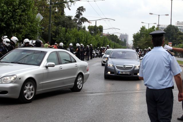 Με Ι.Χ. 1400 κυβικών οι βουλευτές