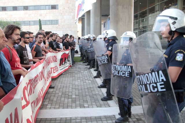 Μκροεπεισόδια και ένταση στο δημαρχείο Θεσσαλονίκης