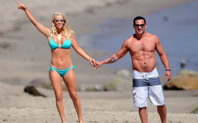 Ένα πρώην «κουνελάκι» στην παραλία