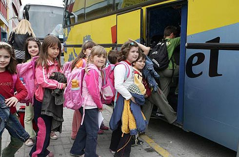 Αποχώρησαν από το διαγωνισμό για μεταφορά μαθητών