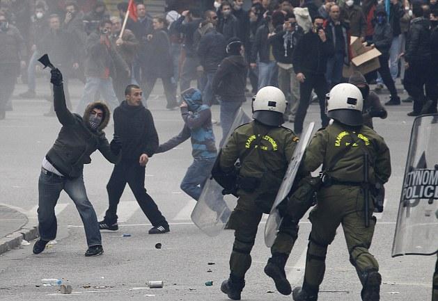 «Μία χούντα θα επιβάλλει την τάξη στην Ελλάδα»