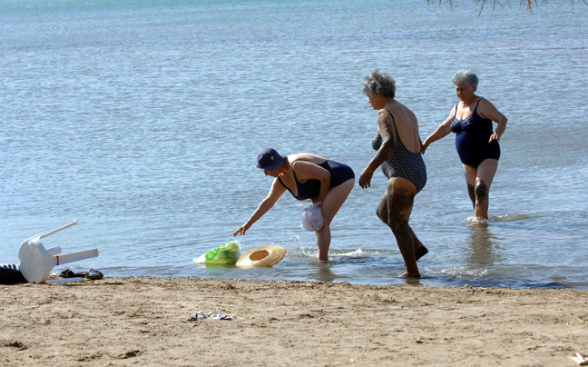 Καρδιοπαθείς και θαλασσινά μπάνια