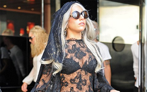 Συντετριμμένη η Lady Gaga