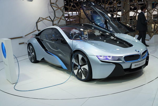 Η παρουσίαση της BMW i8 στη Φρανκφούρτη