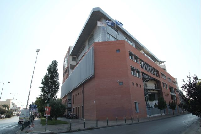 Καταγγελίες για την «καρατόμηση» των μελών της ΕΛ.ΣΤΑΤ.