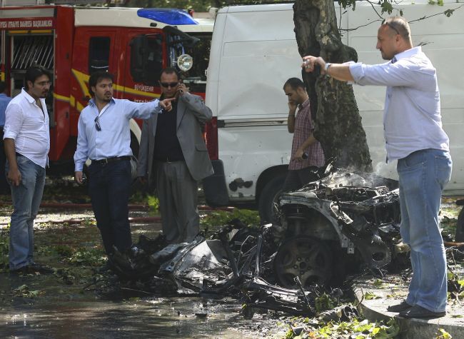 Τρεις τραυματίες από έκρηξη αυτοκινήτου στη Δαμασκό
