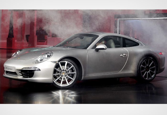 Και σε υβριδική έκδοση η νέα Porsche 911