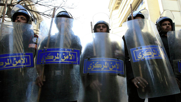 Επιδρομή αστυνομικών στα γραφεία του Αλ Τζαζίρα στο Κάιρο
