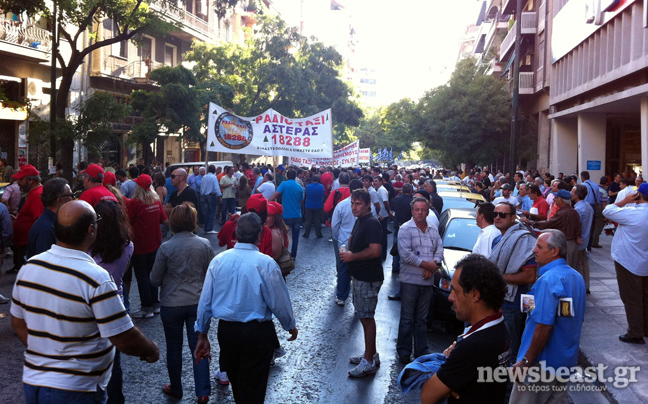 Πορεία προς τη Βουλή πραγματοποιούν ΑΔΕΔΥ και ταξί