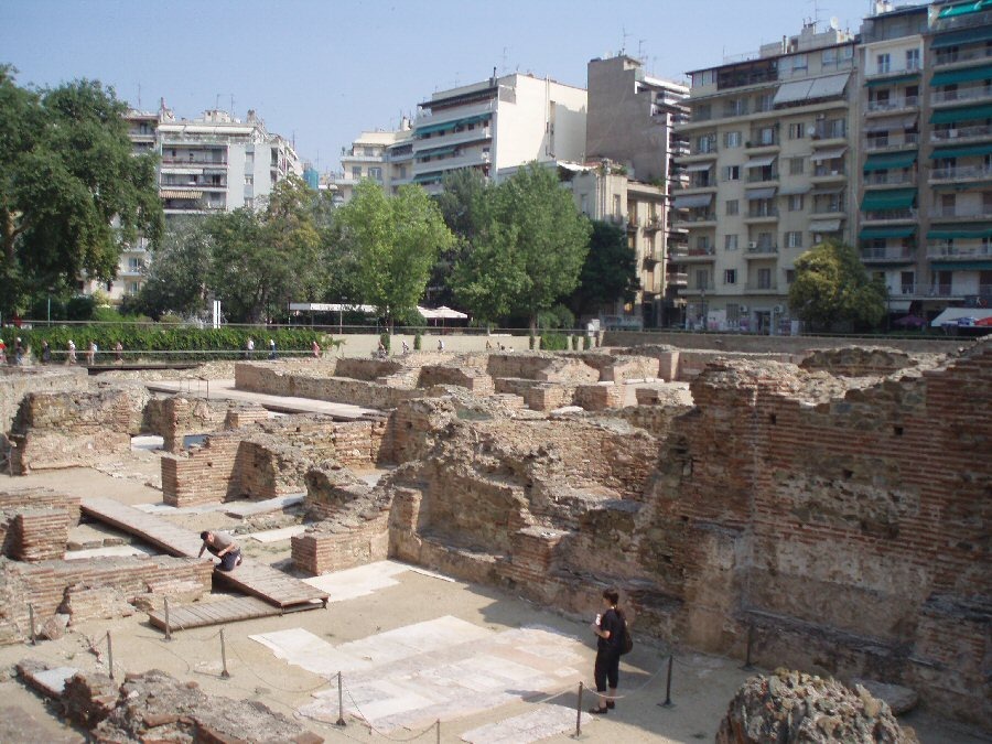 Νέες κατεδαφίσεις αυθαιρέτων στα Βυζαντινά Τείχη