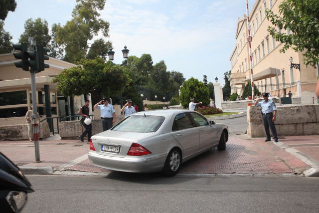 Καιρός ήταν να αποχωριστούν τα Lexus, τις Mercedes και τα BMW