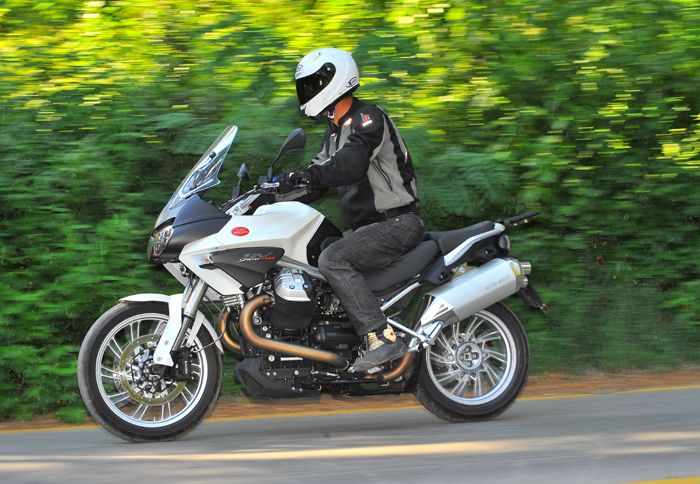 Το νέο Stelvio 1200 8V ABS από την Moto Guzzi