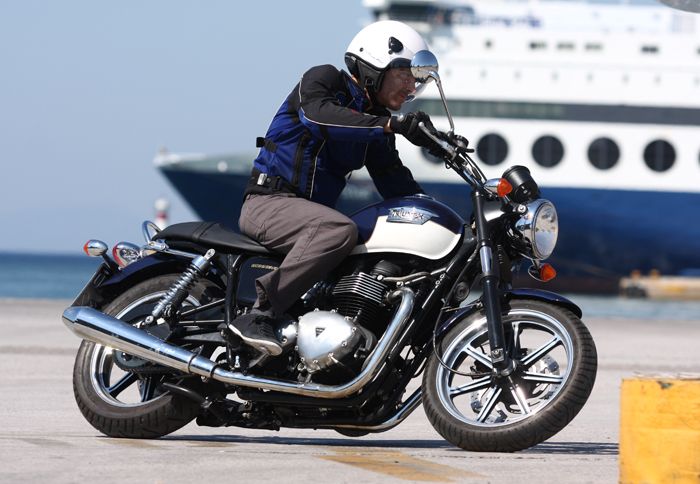 Το κλασικό Bonneville SE