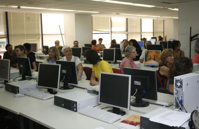 Νέο ωράριο στις δημόσιες υπηρεσίες