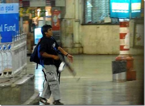 Αναβολή εκτέλεσης για το δράστη των δολοφονικών επιθέσεων στη Βομβάη