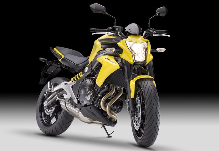 Νέα Kawasaki ER-6 n και f!