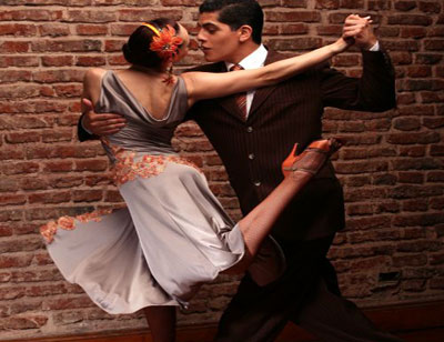 Σε ρυθμούς tango η Αθήνα