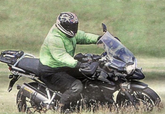 Περισσότερα στοιχεία για το Triumph 1200
