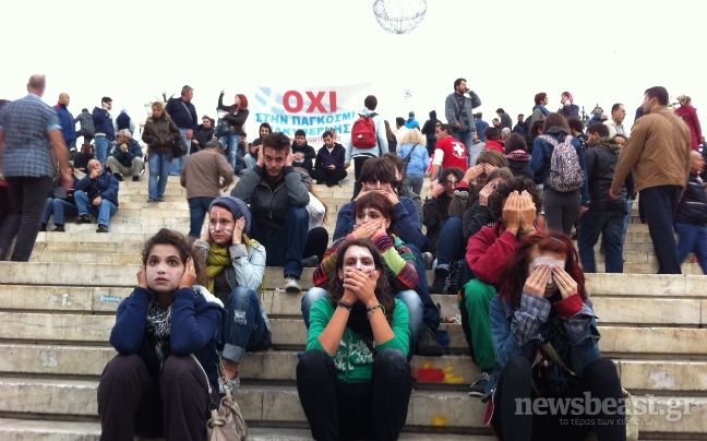 Σε εξέλιξη η συγκέντρωση των Αγανακτισμένων