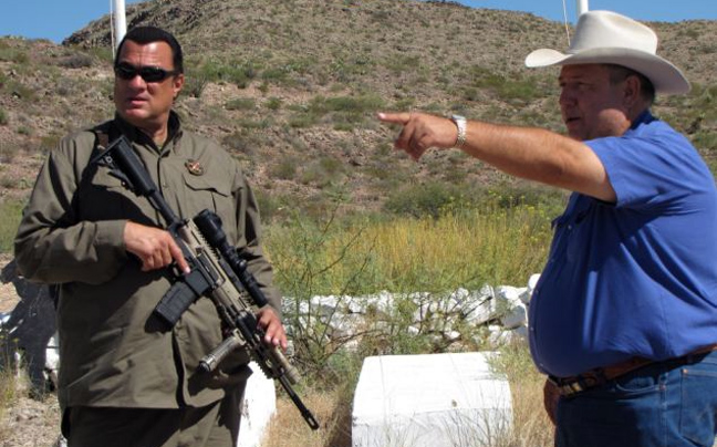 Βοηθός Σερίφη ο Steven Seagal