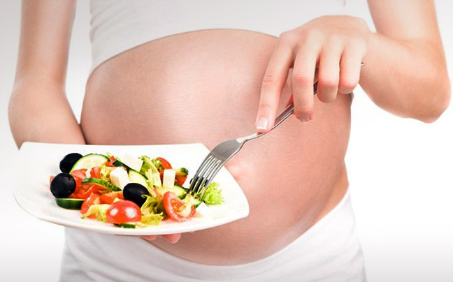 Ο δεκάλογος της σωστής διατροφής για την έγκυο