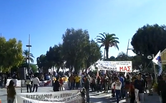 Μαζικές διαδηλώσεις στο Ηράκλειο