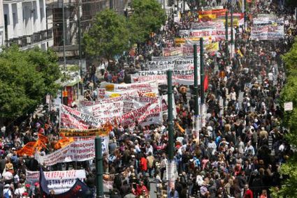 Ανησυχεί η Διεθνής Συνδικαλιστική Συνομοσπονδία για τις νέες απαιτήσεις της τρόικας